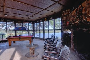 WWREntertainmentPatio